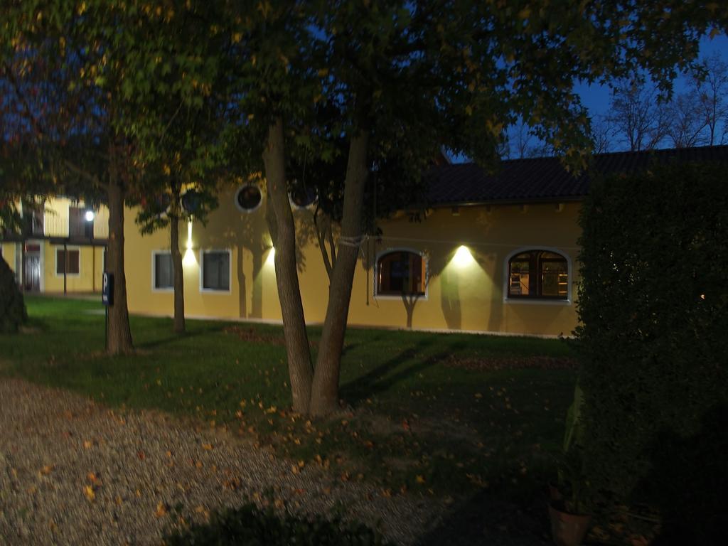 Agriturismo Greppi Crescentino Eksteriør bilde